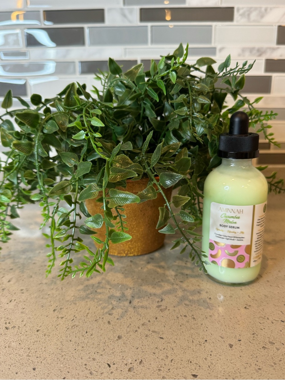 🚨🔥 AMINNAH CUCUMBER MELON LIMITED WEEKLY RELEASE BODY SERUM🔥🚨